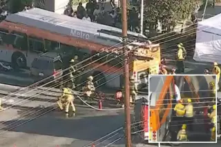 SUV T-Bones LA Metro Bus in Chatsworth, 2 Dead