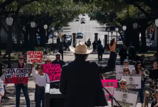 Hood County’s data-center boom tests Texas’s hands-off local rules