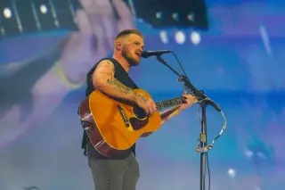 Zach Bryan Sets Gillette Stadium Record in 'Free Palestine' Shirt