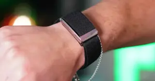 Apple Prototypes Screenless Fitness Band to Rival WHOOP and Fitbit Air