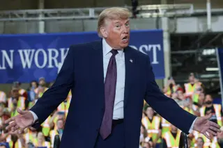Trump's trucking tirade reveals desperation in Pennsylvania rally