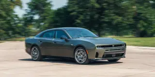 Dodge Charger Sixpack R/T Debuts with 420-HP Turbo I-6 and Standard AWD