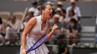 Kostyuk stuns Swiatek, fuels Ukraine’s French Open surge