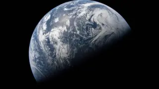 New Study Reveals Earth's Core Has Leaked Hydrogen and Helium into the Mantle for Billions of Years