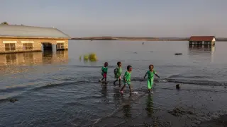 Rising Lake Turkana Rewrites Life for Kenya’s El Molo