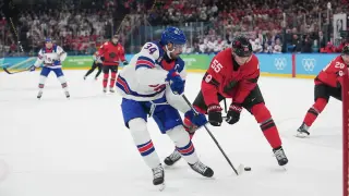 Ehlers' OT winner sends Hurricanes to 3-2 victory, even Eastern Final