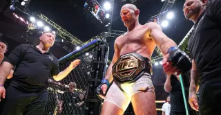 Strickland Reclaims Middleweight Title, Salutes Teammates at Xtreme Couture
