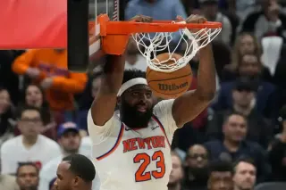Knicks face Finals hurdle as Robinson's hand fracture looms
