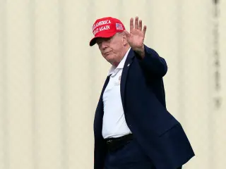 Trump's Approval Sinks to New Low as Iran War Fears Mount