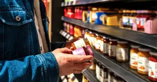 Everyday Food Preservatives Tied to Higher Blood Pressure and Heart Disease Risk