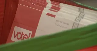92 Undelivered Ballots Recovered from Seattle Park Dumpster Amid Midterm Mail Theft Concerns