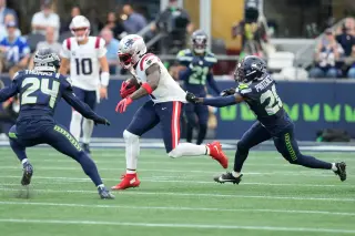 Patriots' A.J. Brown in walking boot after Seahawks game, team braces for depth