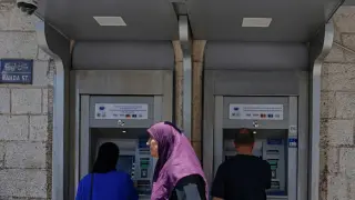 Palestinian economy braces for shock as Israeli banks halt cross-border ties