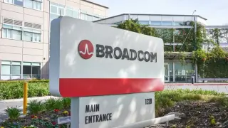 Broadcom CEO Warns AI Investors Are Gambling in a 'Casino' as Chip Stocks Plunge
