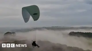 UK to trial powered paragliders for stealthy behind-lines insertions