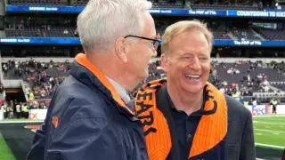 Goodell and Pat Ryan join Pritzker in Chicago to push Bears stadium talks