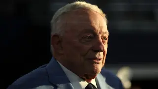 Cowboys Owner Jerry Jones Condemns 'Extraordinarily Disappointing' Loss to Winless Buccaneers