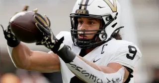 Eagles land versatile TE Eli Stowers at No. 54, eyeing big upside