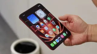 Xiaomi 18 Fold debuts as a light, mid-size foldable with its own XRING 03 chip