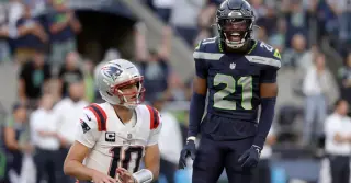 Discipline lapse sinks Patriots in 13-10 season opener loss to Seahawks