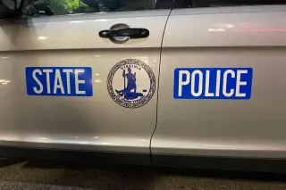 Fatal I-395 Crash Kills Three Juveniles After Stolen Vehicle Pursuit