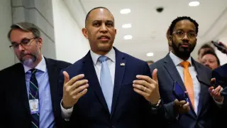 House Democrats Open to 25th Amendment Route to Remove Trump