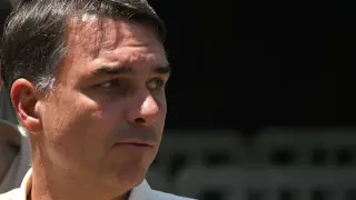 Flávio Bolsonaro Flees to US After Defying Brazilian Court Orders