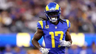Rams' Davante Adams Out 6-10 Weeks, Deepening Injury Crisis
