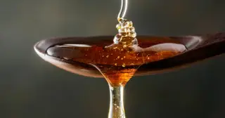 Honey Won’t Cure Seasonal Allergies, Experts Say