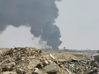 Yemen Government Declares Total Liberation Campaign as Coalition Denies Houthi Riyadh Strike