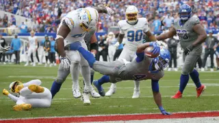 Bills Survive Chargers Despite Five Turnovers and Josh Allen Struggles