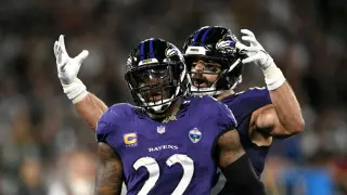 Loop's Buzzer-Beater Seals Ravens' 34-31 Win in Historic Rio Debut