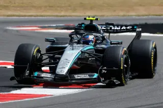 Antonelli edges Hamilton to take Silverstone sprint win