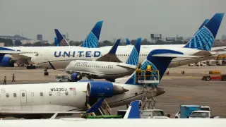 United Airlines Eliminates Flight Segments from Elite Status, Raising Top-Tier Spending Bar