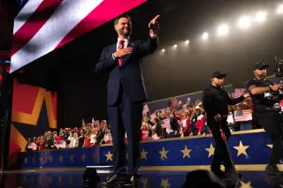 Trump and Vance Kick Off Key Midterm Blitz in NC and KS