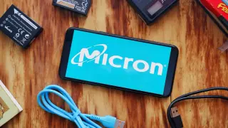 Micron Bets on AI Memory Boom Ahead of Earnings