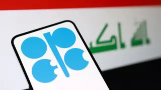 OPEC+ Nudges Oil Output Higher as Market Watches Hormuz and UAE Exit