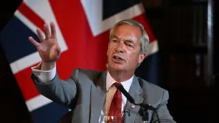 Reform UK pledges to prioritize British-born workers under 35 for social housing