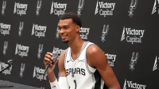Fantasy Basketball Draft Strategy: Punting Categories and Targeting Safe Steals