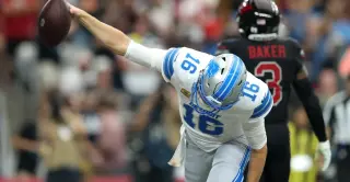 Lions Snap Cardinals' Home Streak with 45-21 Blowout After Slow Start