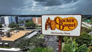 Cracker Barrel’s Comeback: Back to the Roots, Sparks a Recovery