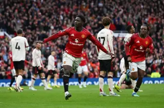 Mainoo’s late winner keeps Carrick’s United future in focus