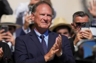 Alito recuses from pivotal climate case, setting stage for 4-4 Supreme Court split