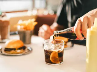 Diet Soda Daily: What Dietitians Say Happens to Your Body