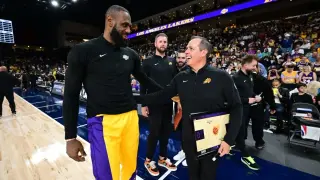 Vogel lands on Warriors' bench as Kerr’s associate head coach