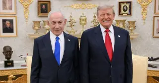 Trump’s Late Endorsement of Netanyahu Amidst Iran Threats and Domestic Instability