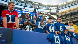 Nor'easter and Quarterback Injury Crash Titans-Giants Ticket Prices to $14
