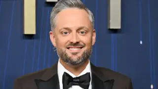 Bell Calls Out Bargatze for Photos With Fascists at Trump’s UFC Fight
