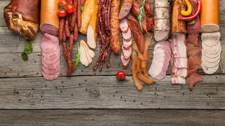 Long-Term Nitrite Intake Linked to Higher Colorectal Cancer Risk in Men, Swedish Study Finds