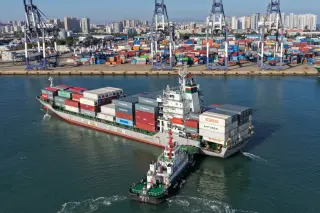 China’s Q3 Growth Hits 4.5% Amid Export Boom and Domestic Weakness